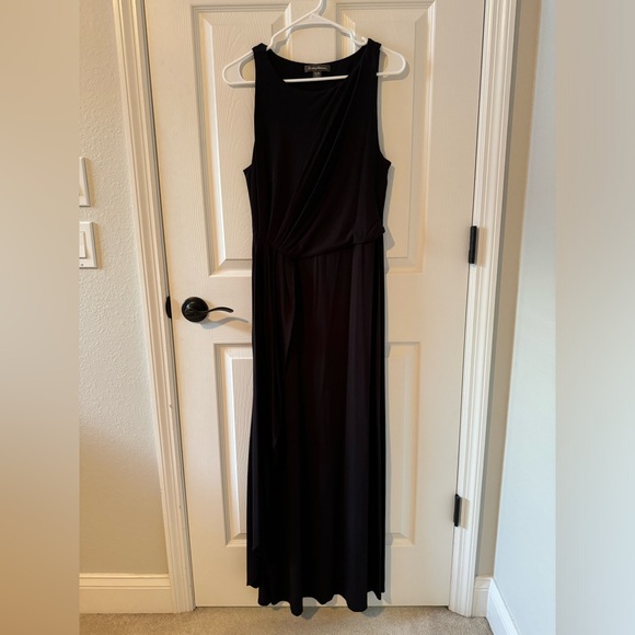 Tommy Bahama maxi dress. Size medium - Picture 1 of 5